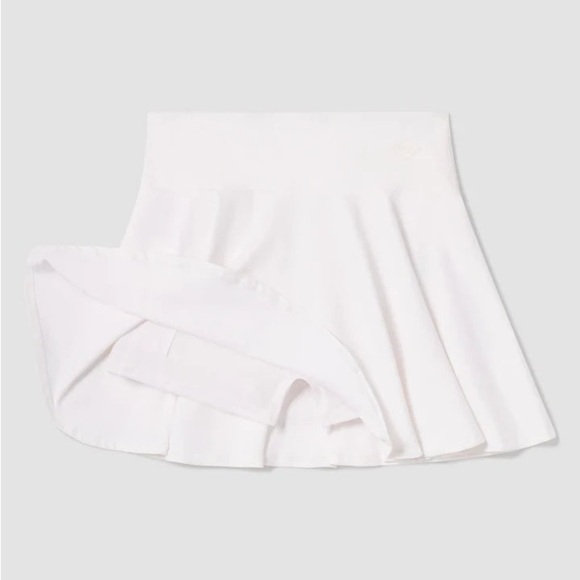 The Southern Shirt Company Lilac Mini Skater Skirt - Picture 4 of 10